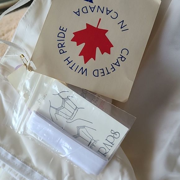 Elegant White Strapless Wedding Dress - Picture 12 of 15